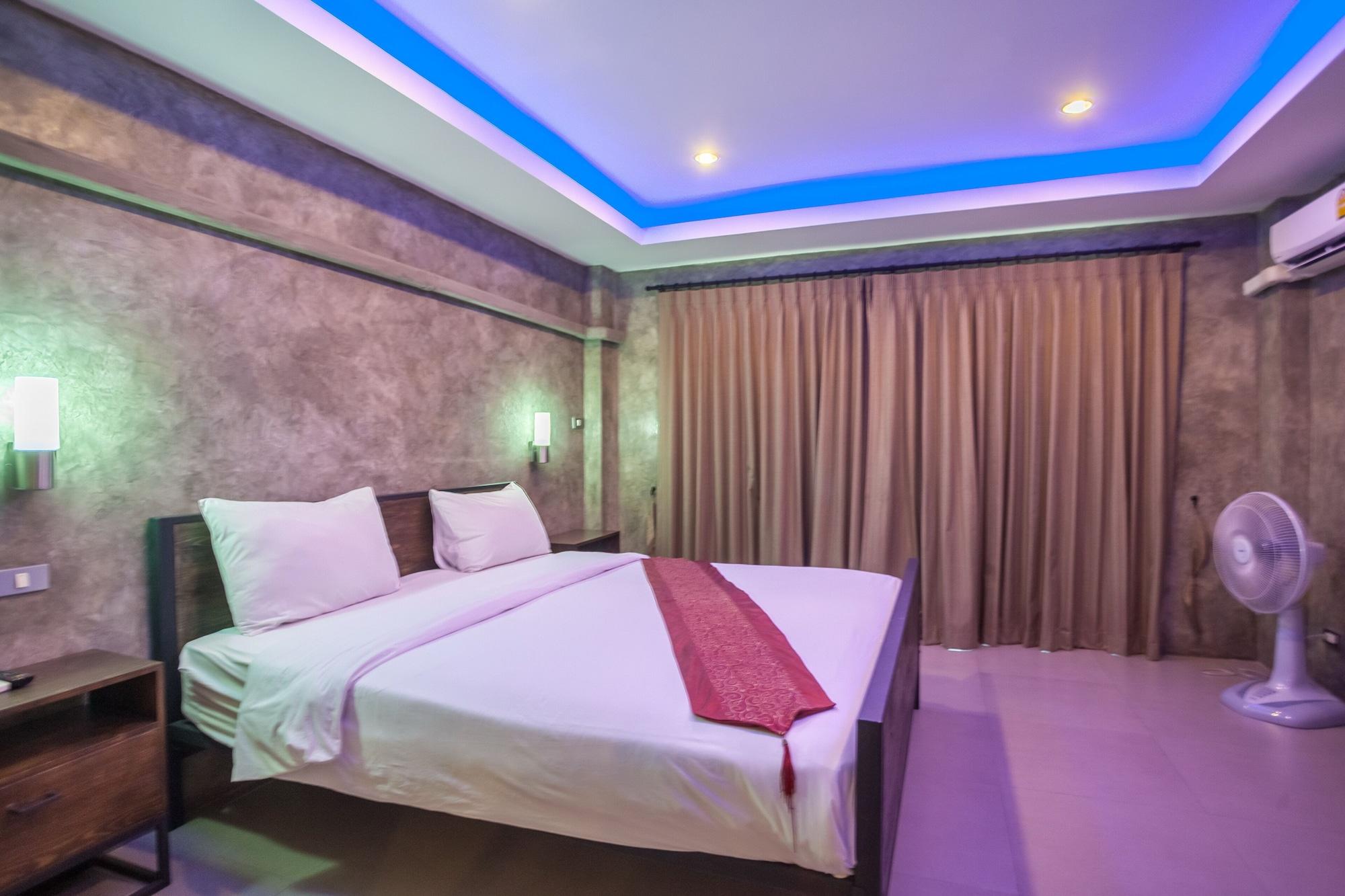 Steak And Co. Boutique Hotel Pattaya Ngoại thất bức ảnh