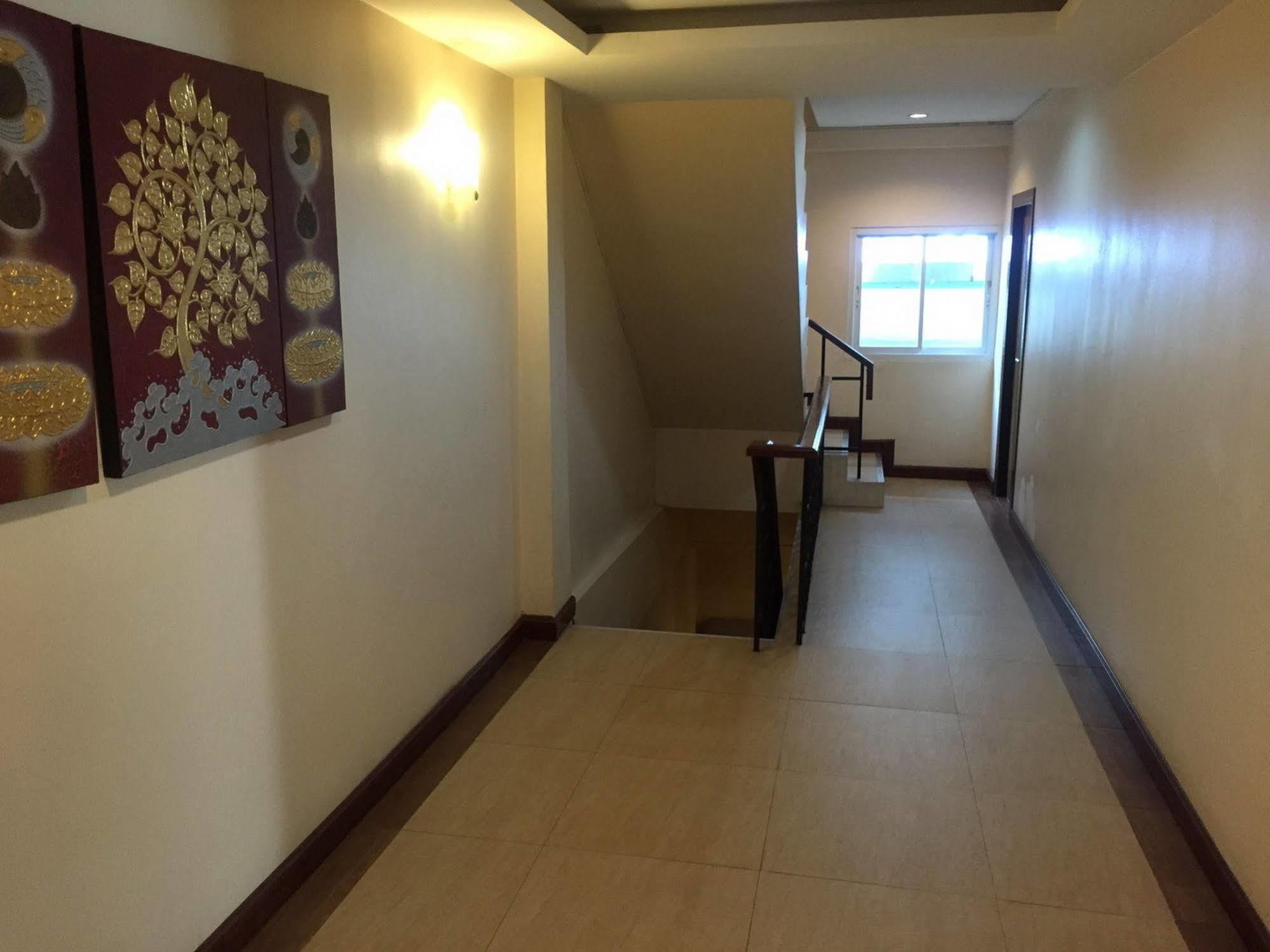 Steak And Co. Boutique Hotel Pattaya Ngoại thất bức ảnh