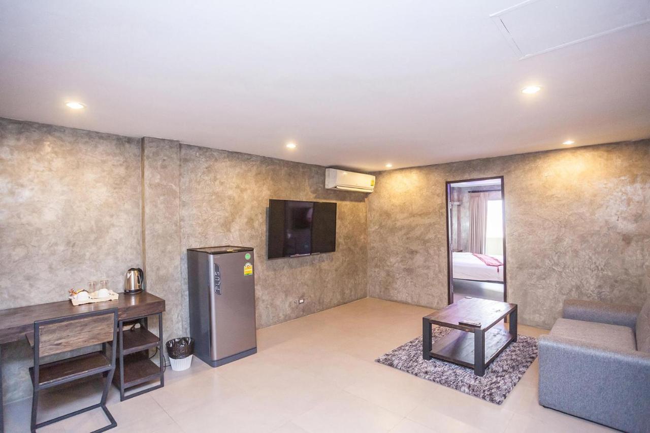 Steak And Co. Boutique Hotel Pattaya Ngoại thất bức ảnh
